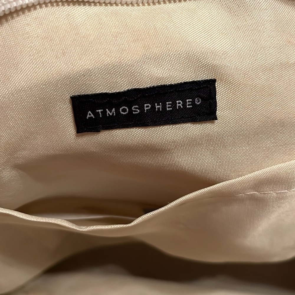 Tote - Picture 4 of 4